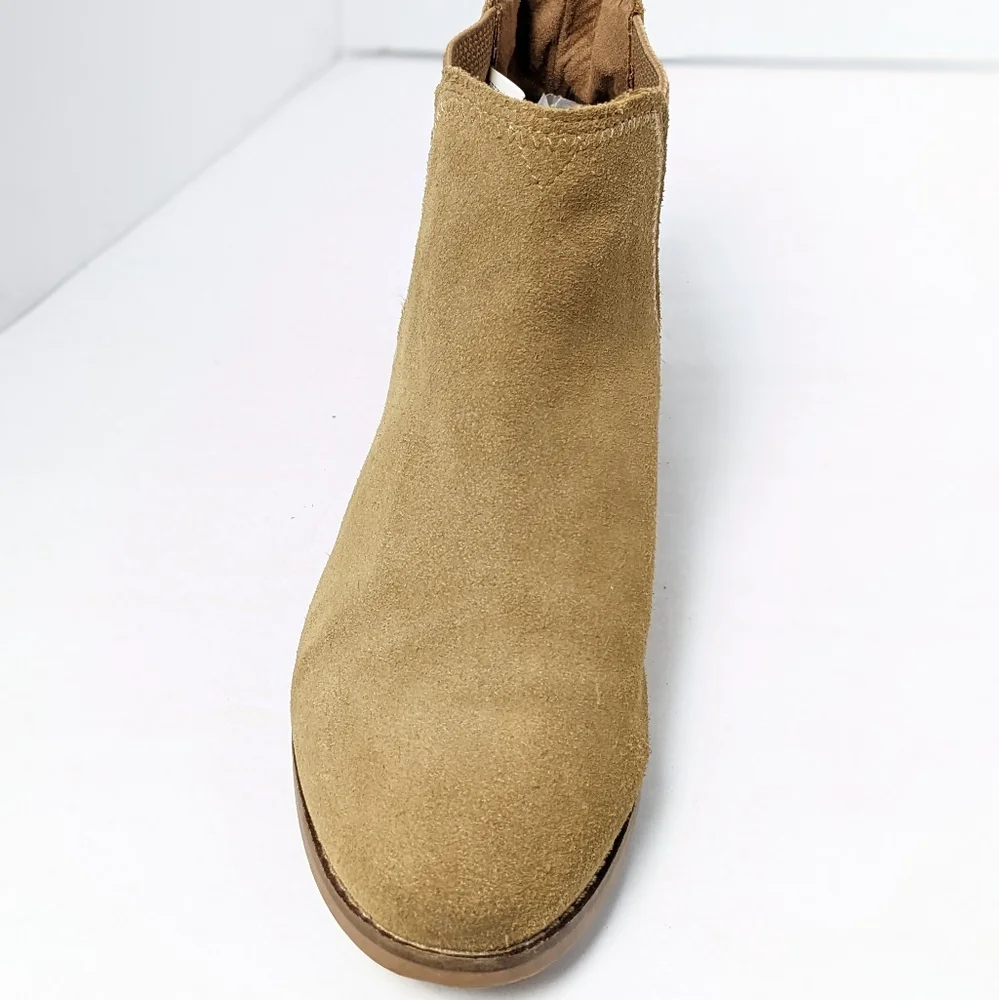Toms suede ankle boots